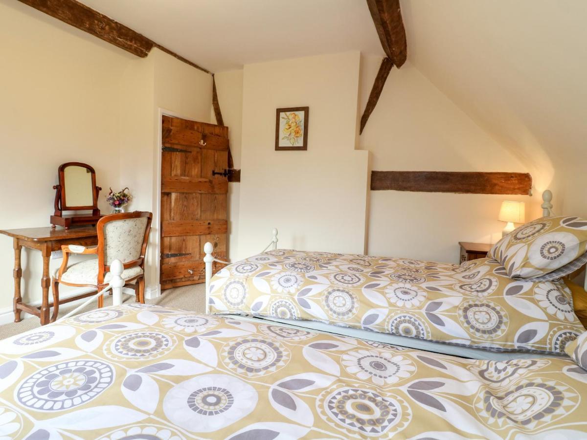 Tolldish Cottage Stafford Luaran gambar